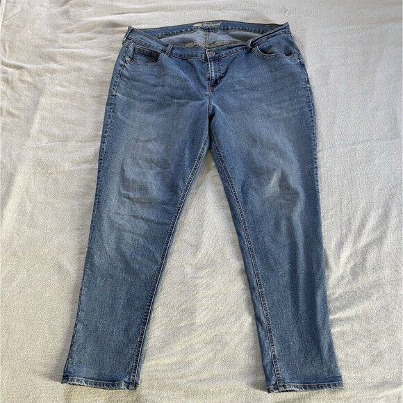 Women’s Old Navy The/LE Boyfriend Jeans Size 18 Plus Size Light to Medium Blue - Picture 1 of 11